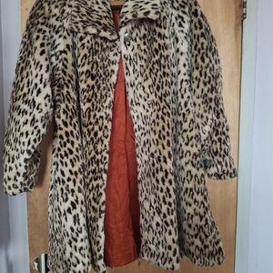 Vegan Fur Vintage 70s/80s Animal Print Teddy Jacket